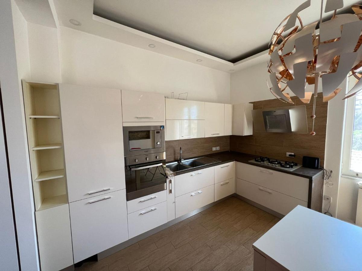 Bibi House Apartment Nocera Inferiore Bagian luar foto
